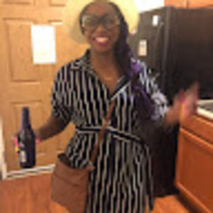 Meet your Posher, Yonia